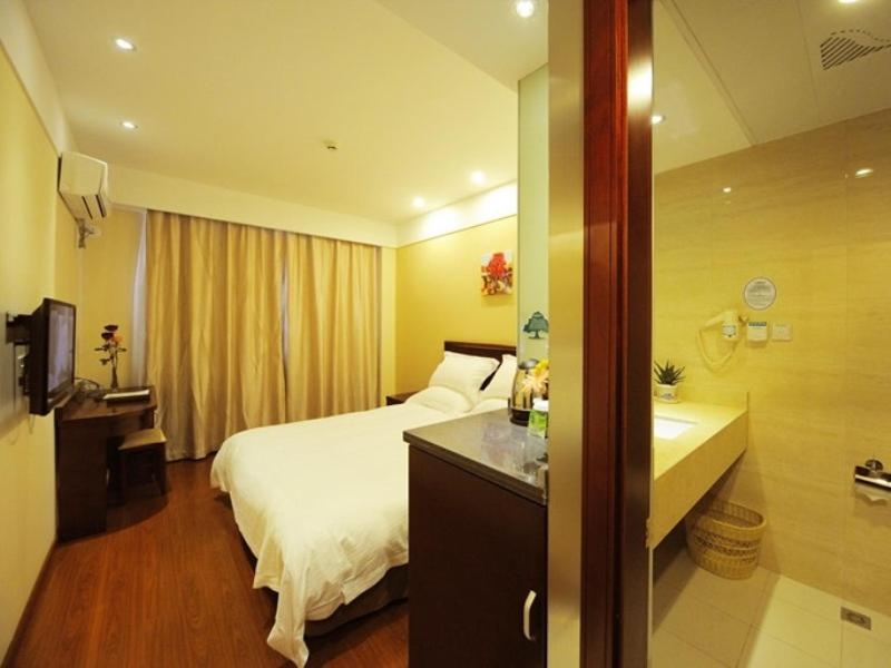 Greentree Inn Shanghai West Huaxia Road Metro Station Express Hotel エクステリア 写真