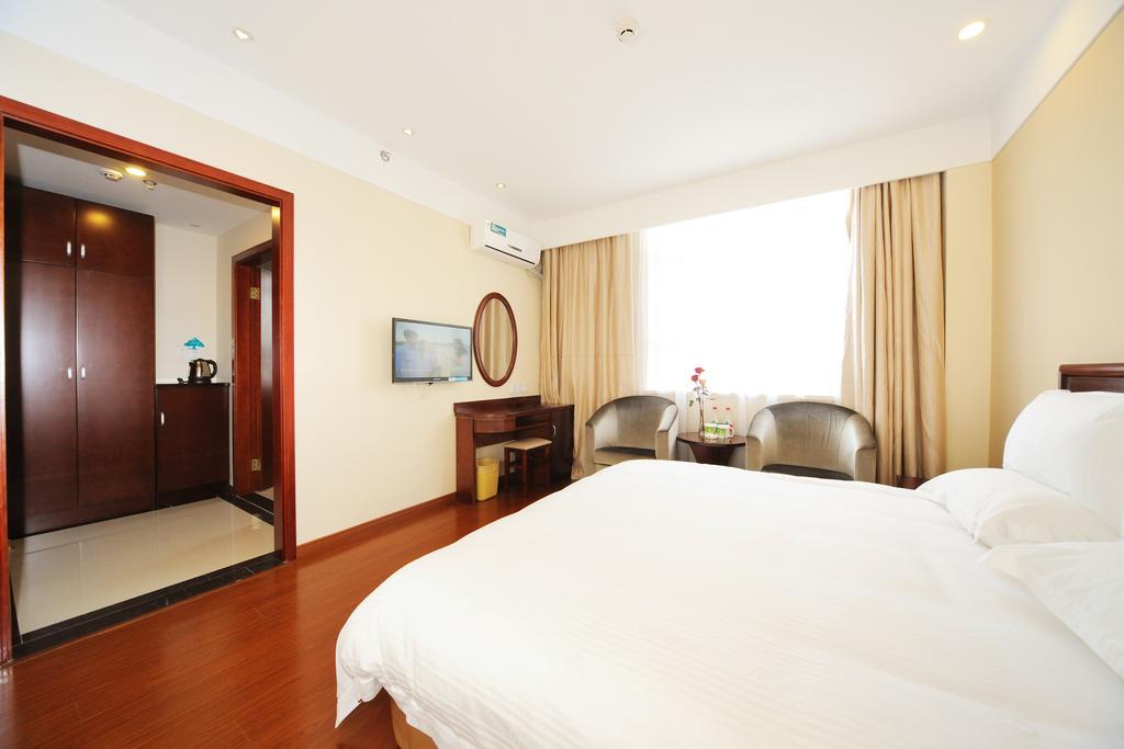 Greentree Inn Shanghai West Huaxia Road Metro Station Express Hotel 部屋 写真
