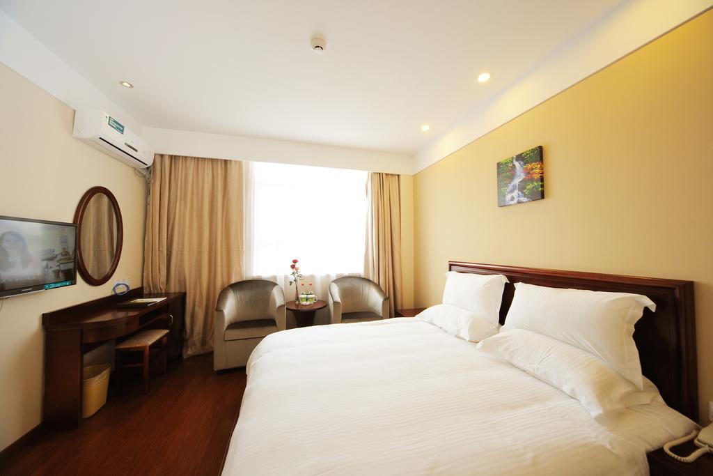 Greentree Inn Shanghai West Huaxia Road Metro Station Express Hotel 部屋 写真